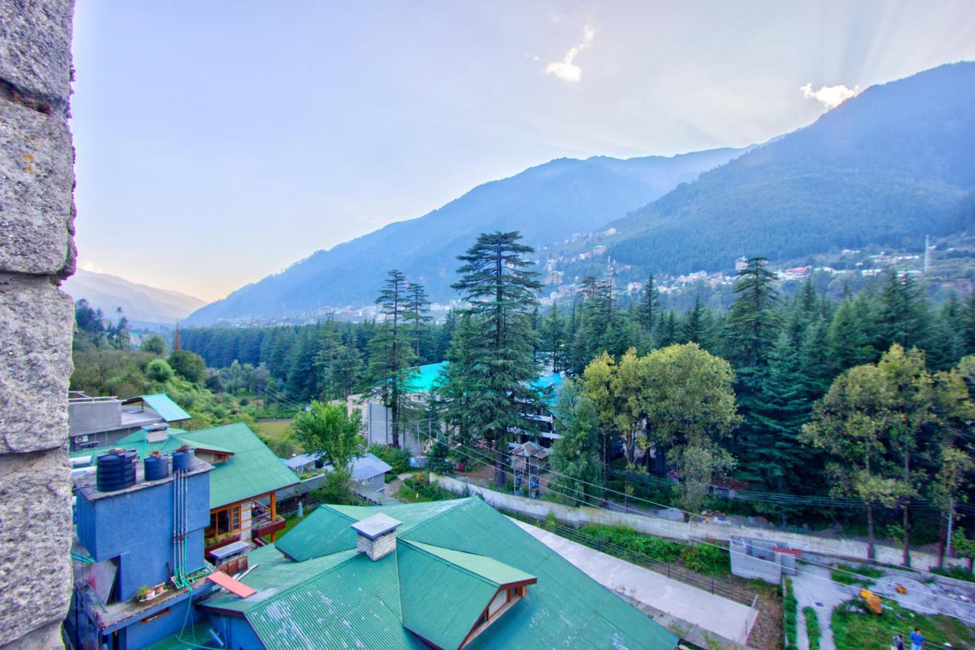 White Mountain Hotel Manali  Exterior photo